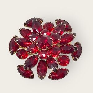 Beau Jewels Ruby Red Rhinestone Vintage Brooch Floral Cluster Starburst Pin